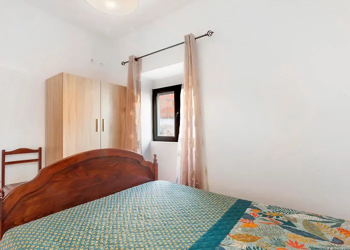 Casinha Da Aldeia * Cela Velha